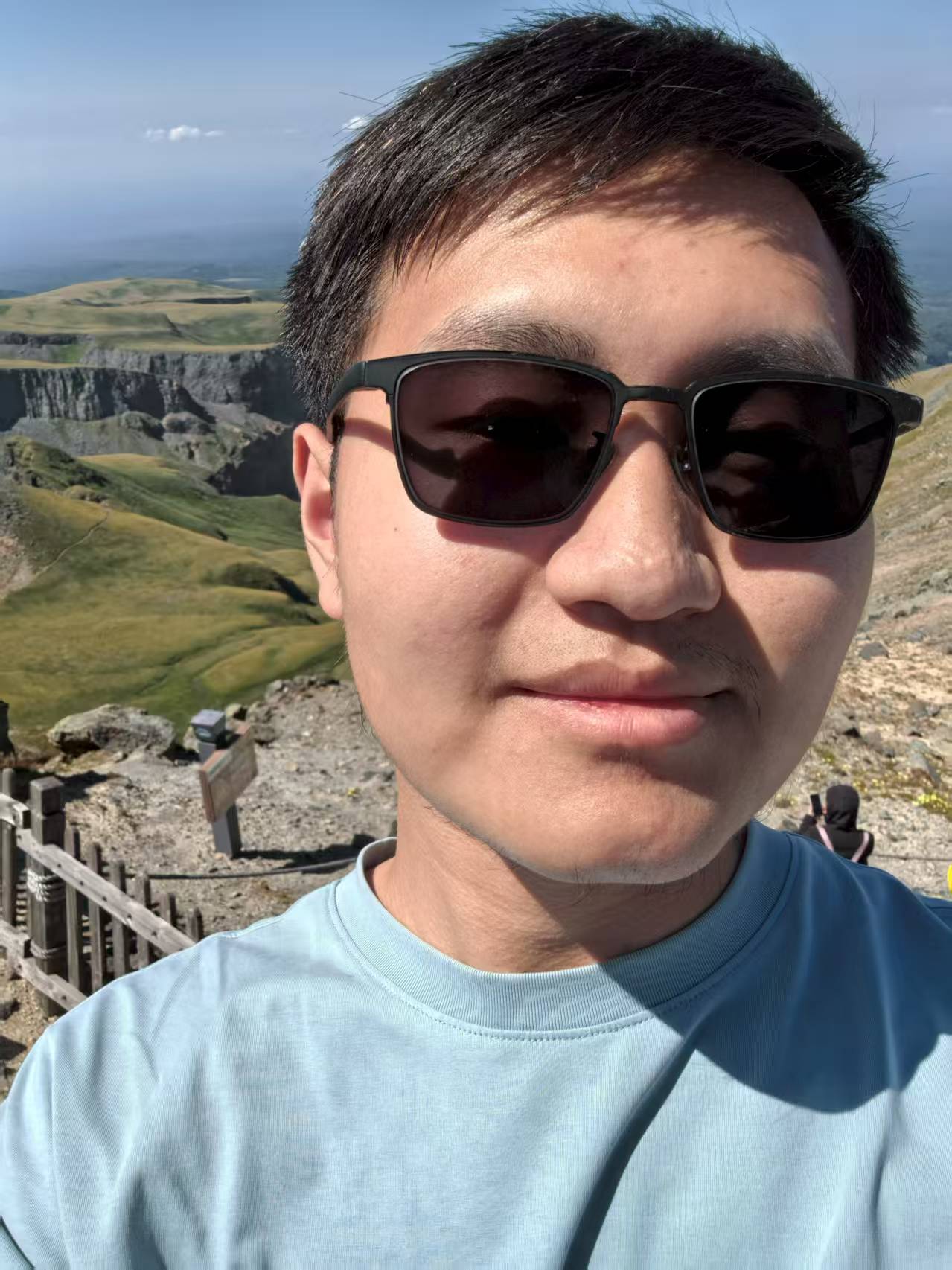 Yanwen Xia